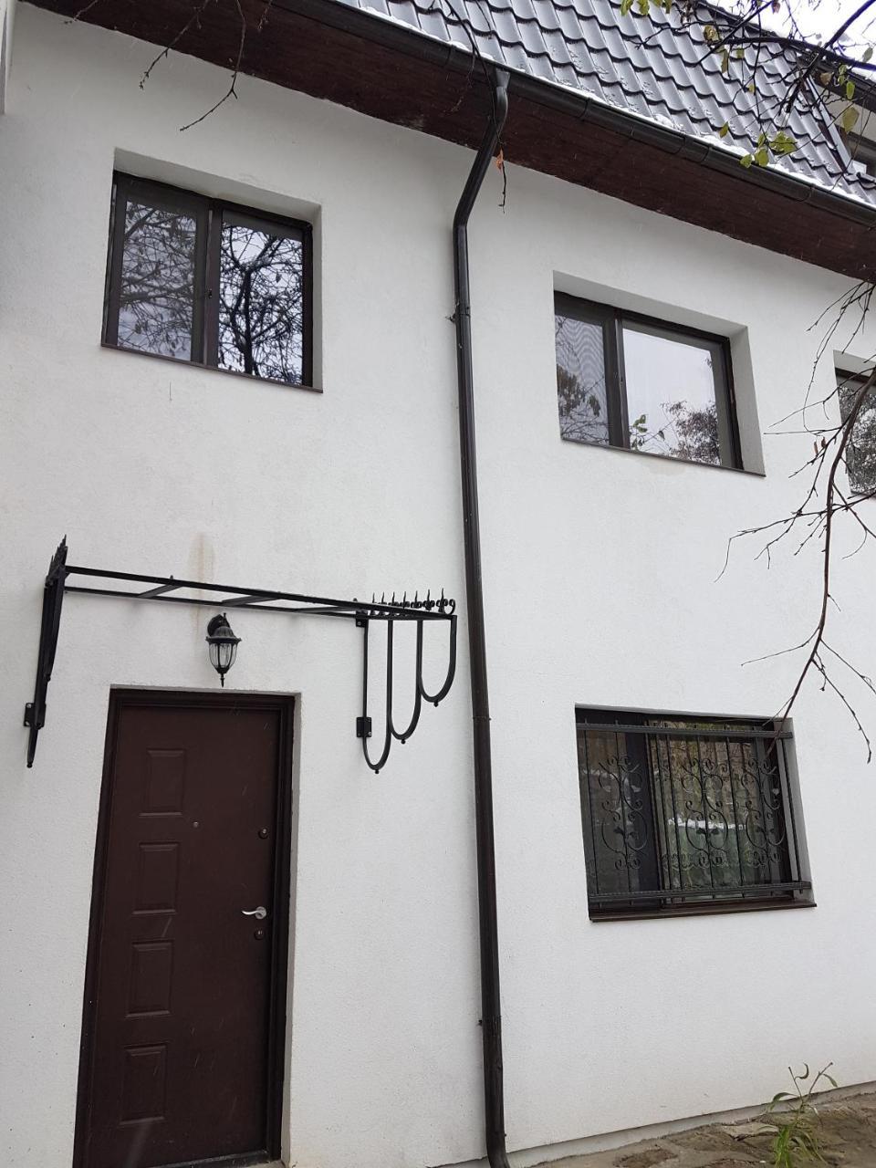Rent Holding Apartments Iasi Eksteriør billede
